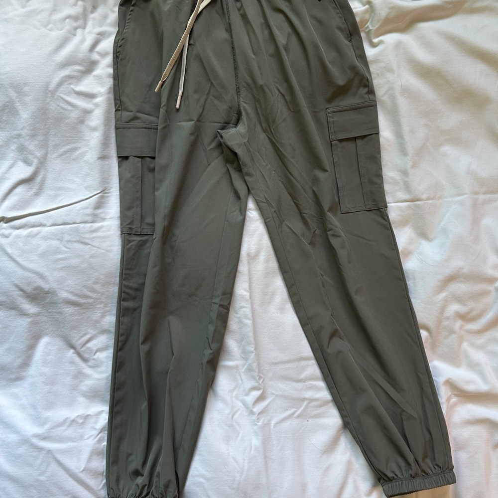 Women’s Sky Joggers/Cargo Pants - Small